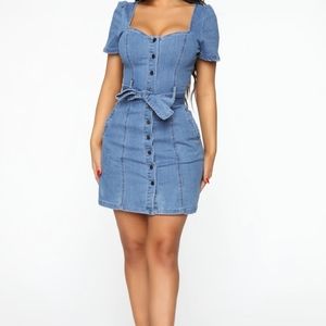 *NEW Never worn w tags* Fashion Nova "When in doubt" denim dress